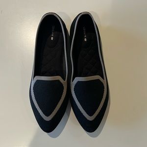 NWOT Birdies The Blackbird Flat in Jet